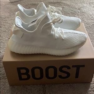 Adidas Boost 350 Yeezy Triple White Men’s Size 9.5